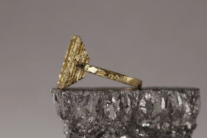 Classical collection fine jewellery in 18k gold and diamonds