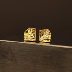 Cubic 18ct gold stud earrings for men, with hand-carved raw texture and geometric shape