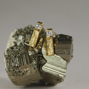 18k yellow gold and princess cut ciamond Lumae earrings